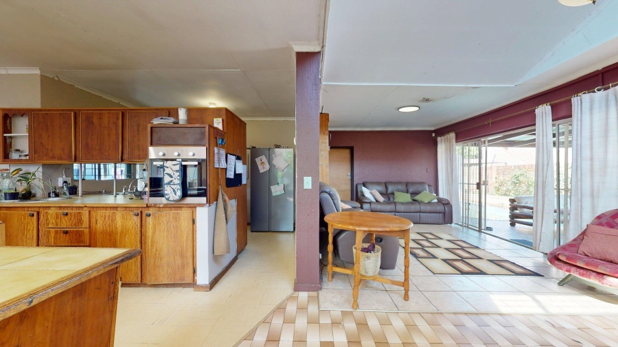 5 Bedroom Property for Sale in Potchefstroom North West